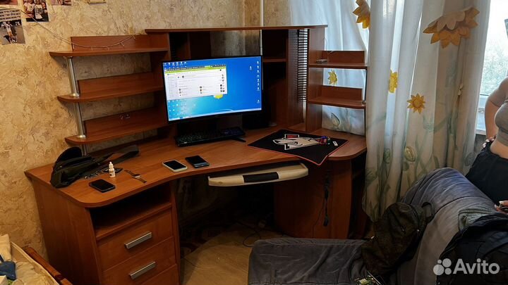 Компьютерный стол бу