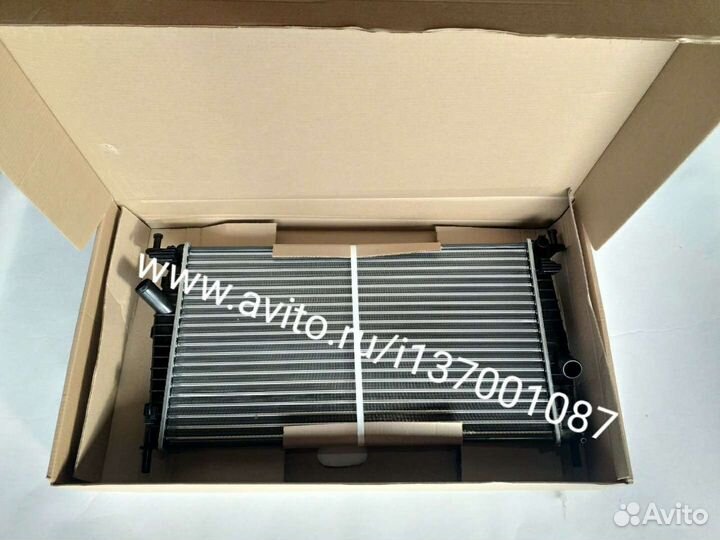 Радиатор Ford Focus 2 Volvo S40 Mazda 3 новый