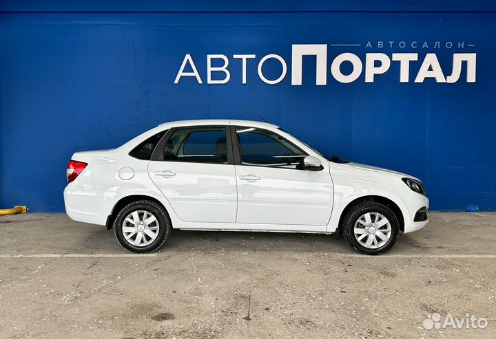 LADA Granta 1.6 МТ, 2023, 2 700 км