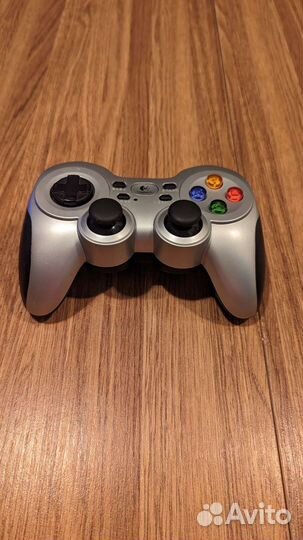 Беспроводной Геймпад logitech f710