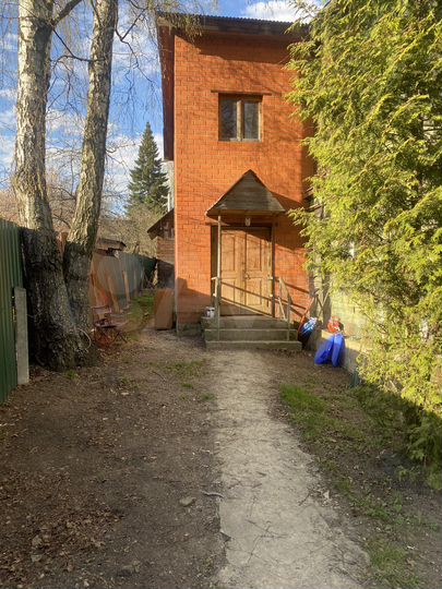 Дом 115 м² на участке 5,4 сот.