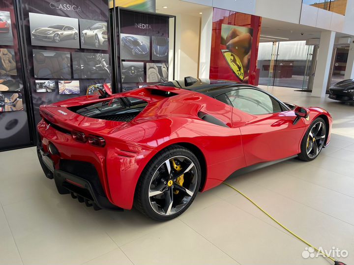 Ferrari SF90 Stradale 4.0 AMT, 2021, 76 км