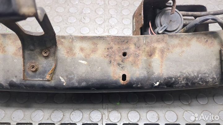 Усилитель бампера Suzuki Grand Vitara, 2003