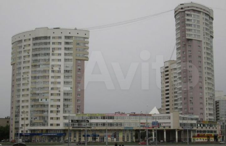 Машиноместо, 10 м²