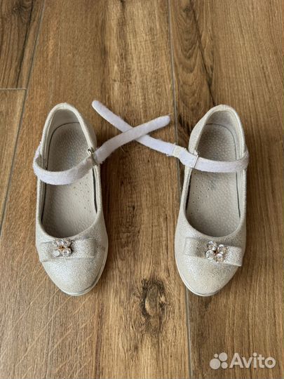 Туфли для девочки нарядные
