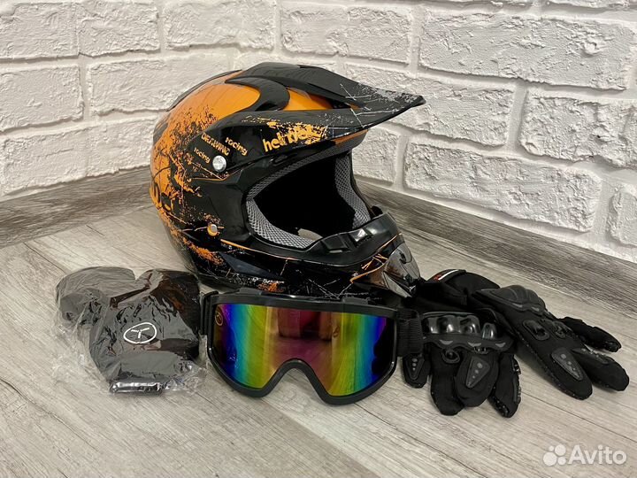 Шлем для мотокросса