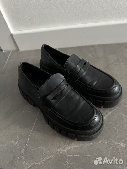 Лоферы женские 37 размер