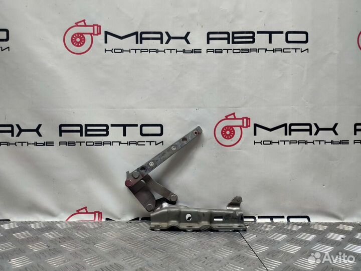 Б/У петля капота передний правый Mercedes-Benz