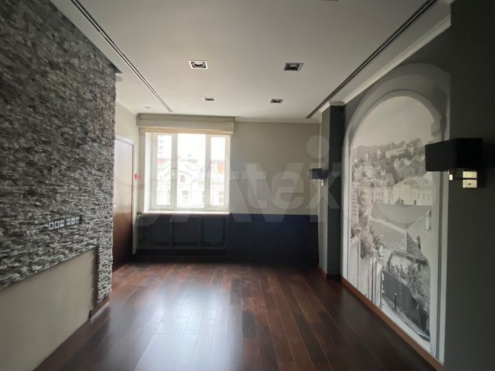 Сдам офисное помещение, 450 м²