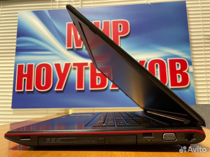 Игровой ноутбук MSI бу / i7/IPS