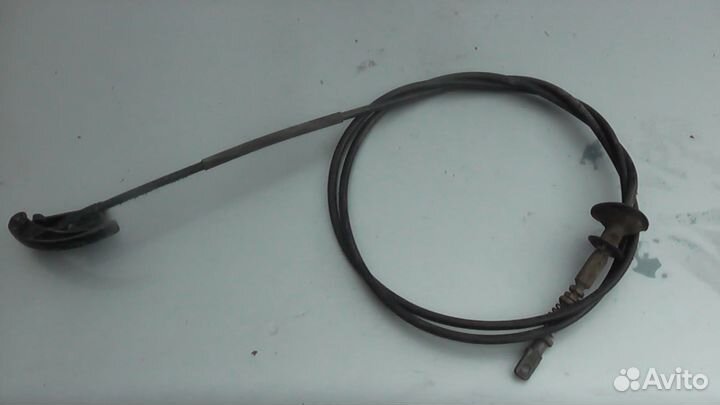 Крючок и тросик открывания капота на мерседес w123