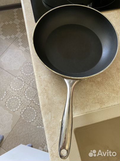 Сковорода rondell 28d