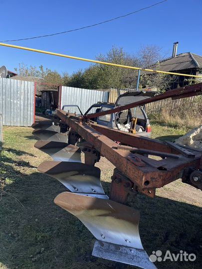 Плуг 5 корпусной