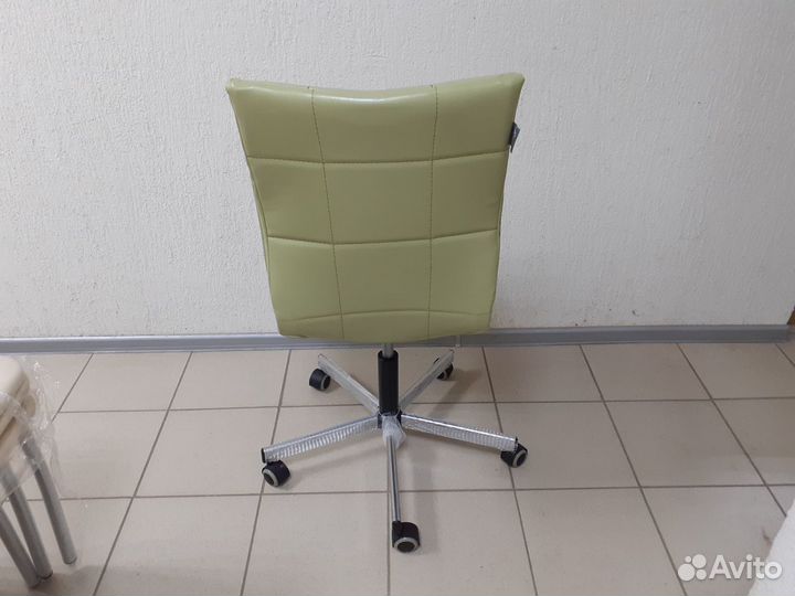 Компьютерное кресло