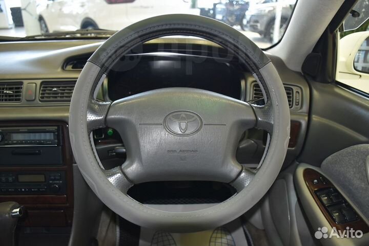 Toyota Mark II Wagon Qualis 2.2 AT, 1999, 270 000 км