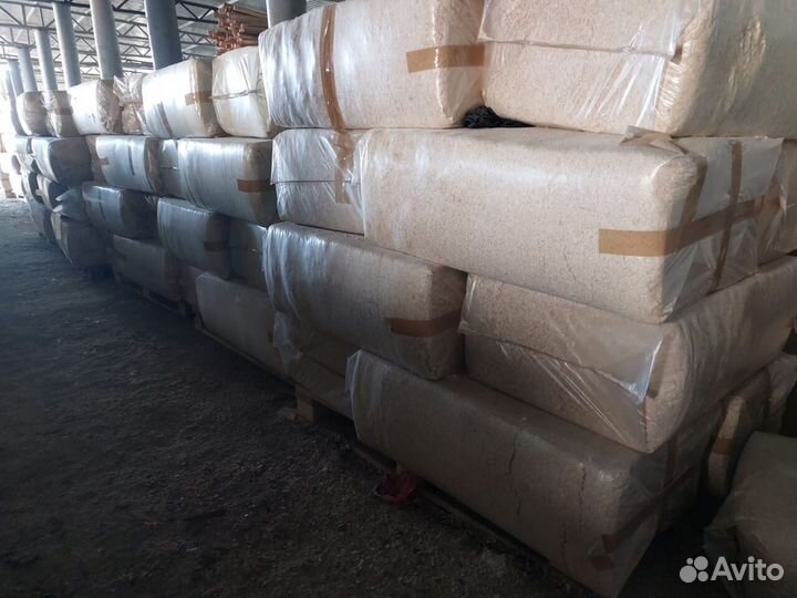 Опилки для животных птицы