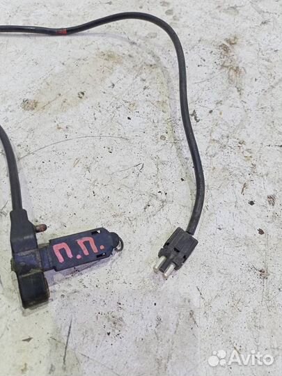 Датчик A1245406907 Мерседес W124 E