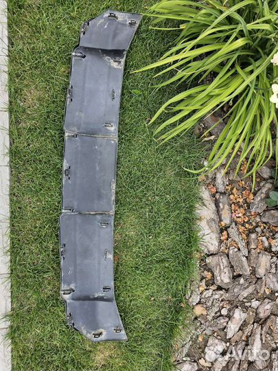 Накладка переднего бампера Лексус LX 570/450d