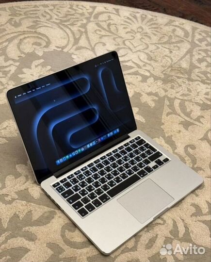 Macbook pro 13 2015 256gb Core i5