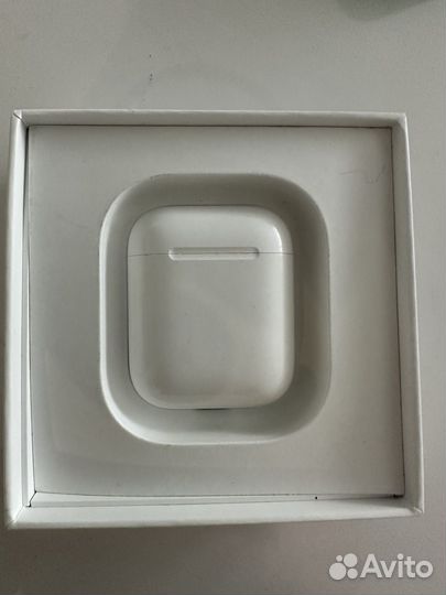 Беспроводные наушники apple airpods 1
