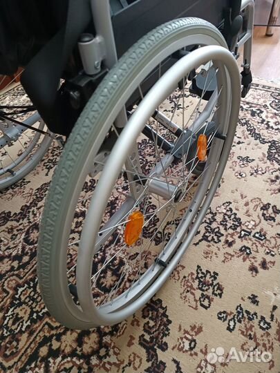 Инвалидная коляска новая