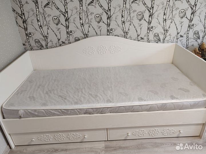 Кровати