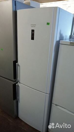 Холодильник бу хотпоинт Аристон
