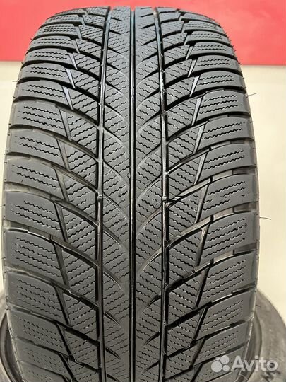 Bridgestone Blizzak LM005 DriveGuard 225/45 R17