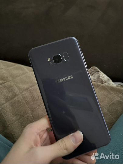 Телефон Samsung