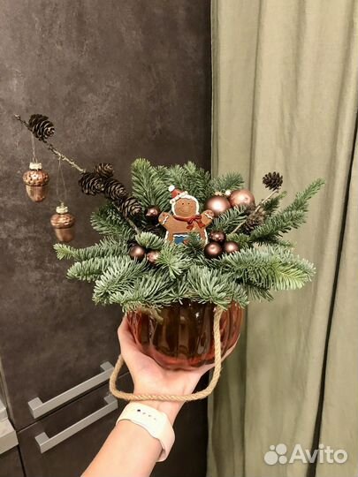 Новогодняя композиция из натуральной ели (нобилис)