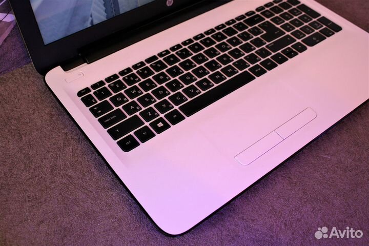 Красивый ноутбук Hp для работы и дома