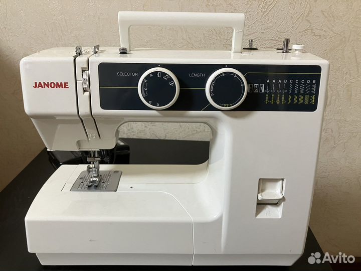 Швейная машинка janome бу