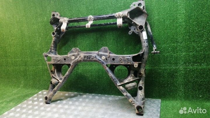 Балка под двс Bmw 3-Series Передняя