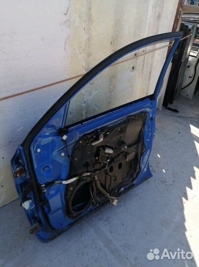 Дверь передняя правая Mazda 3 BK