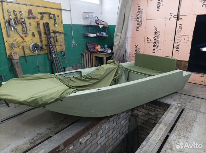 Лодка Север 380