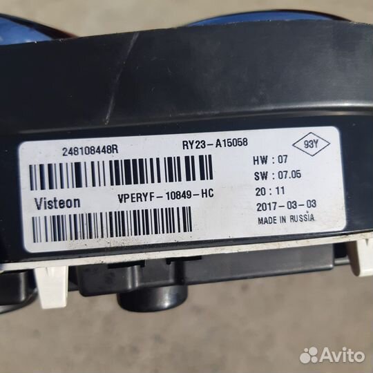 Панель приборов Renault Sandero Stepway 2