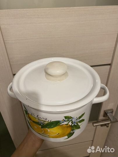 Кастрюля эмалированная бу