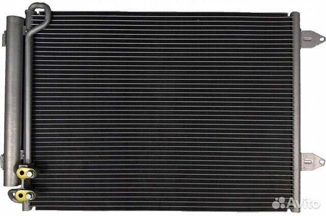 Радиатор кондиционера на Lexus LX