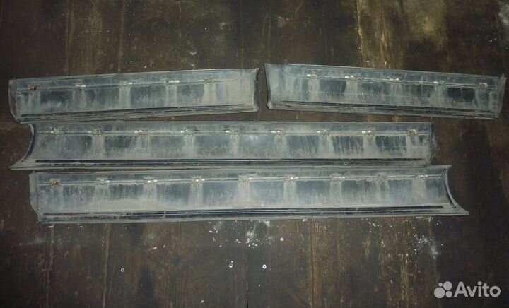 VW Touareg 1 молдинг двери перед левый зад левый