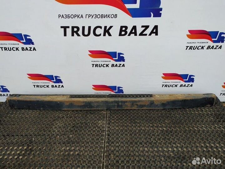 Усилитель переднего бампера Iveco Stralis