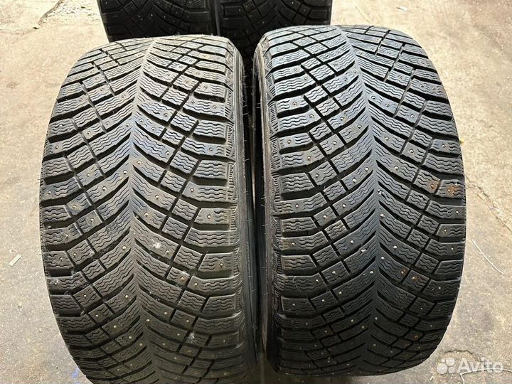 Michelin X-Ice North 4 SUV 275/40 R20 и 315/35 R20 106T