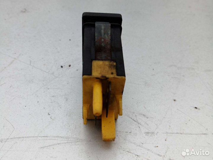 Кнопка птф задняя Audi А6 С4