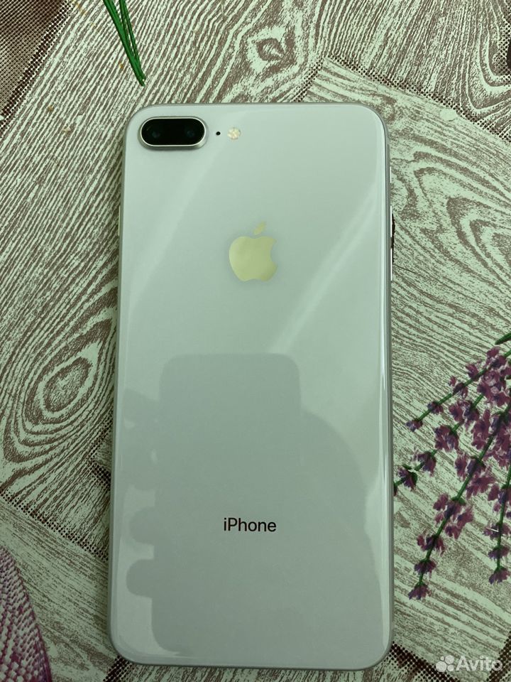 iPhone 8 Plus, 64 ГБ