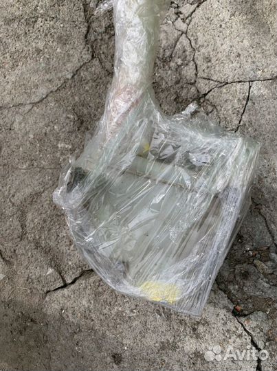 Бачок омыввтеля Mitsubishi Lancer 9 (CS/Classic)