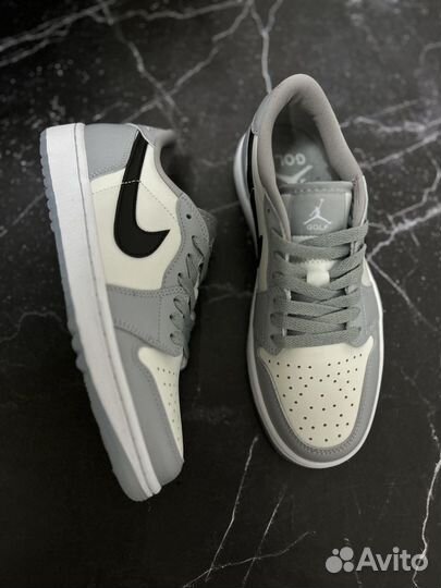 Air Jordan 1 Low Wolf Grey