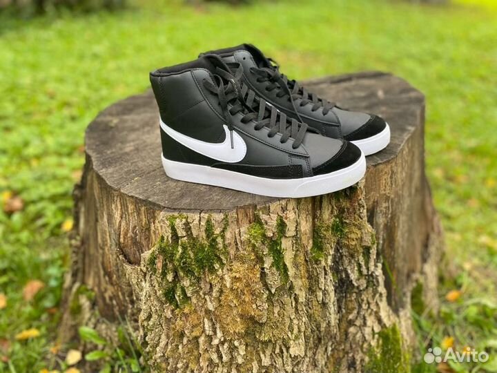Кроссовки nike blazer