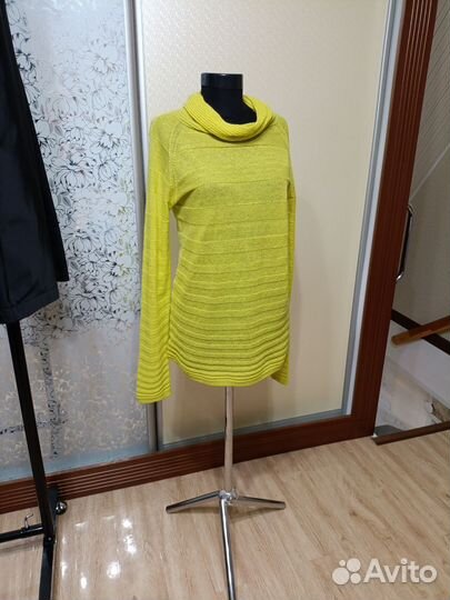 Свитер женский Benetton р 46