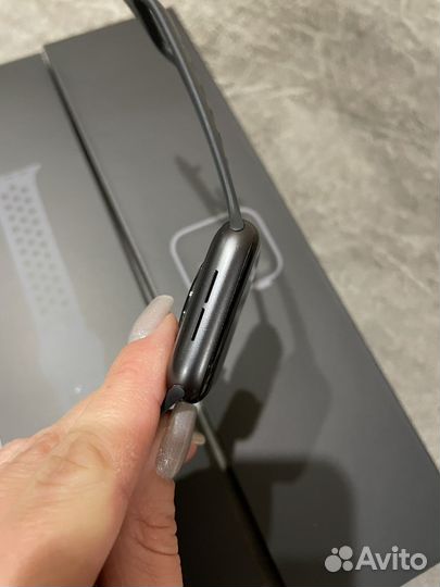Apple watch se 44 mm nike