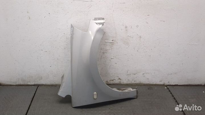 Крыло Nissan Tiida, 2009