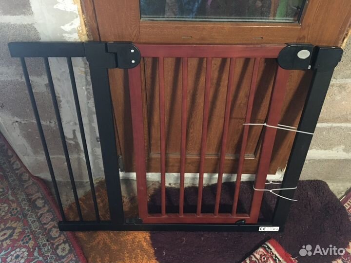 Ограничитель для лестницы